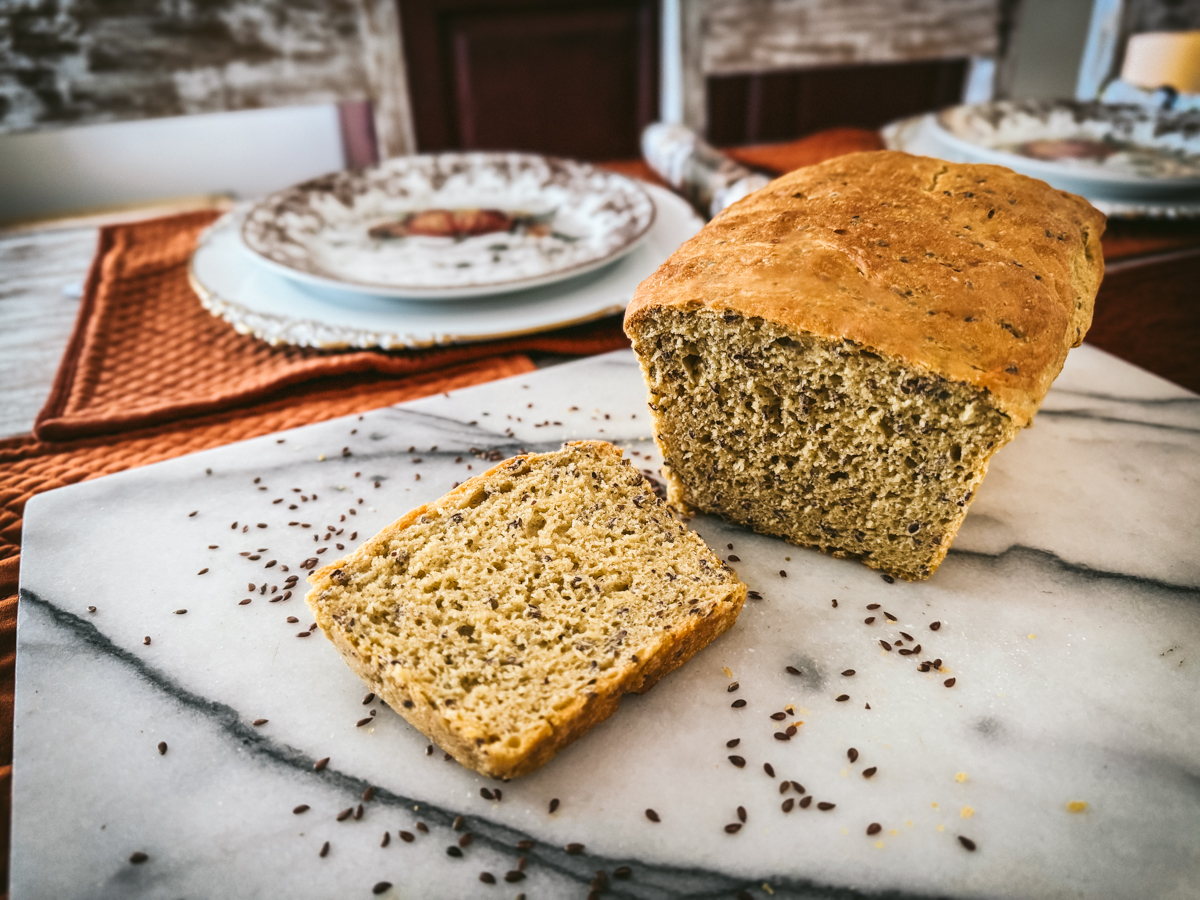 Einkorn flax bread