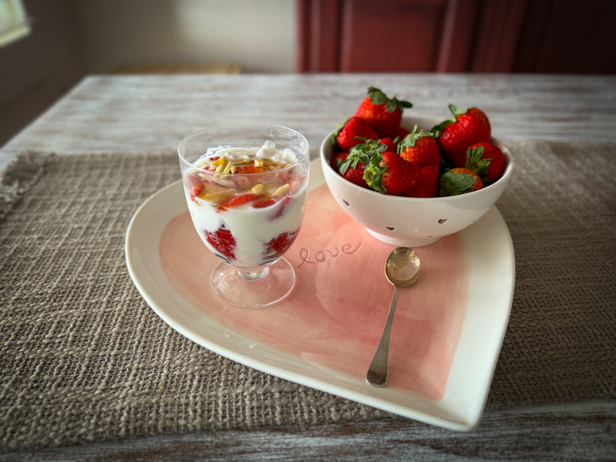 Strawberry Yogurt Parfait2